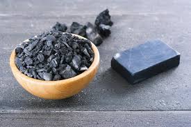 8 Manfaat Mengagumkan Perawatan Kulit Pakai Charcoal (Arang) - Beauty Fimela.com